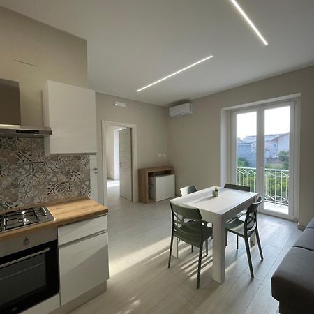Luma Holiday Homes Mondragone Ngoại thất bức ảnh
